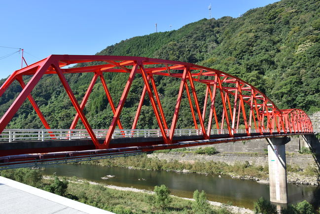 美郷の美しい14の橋